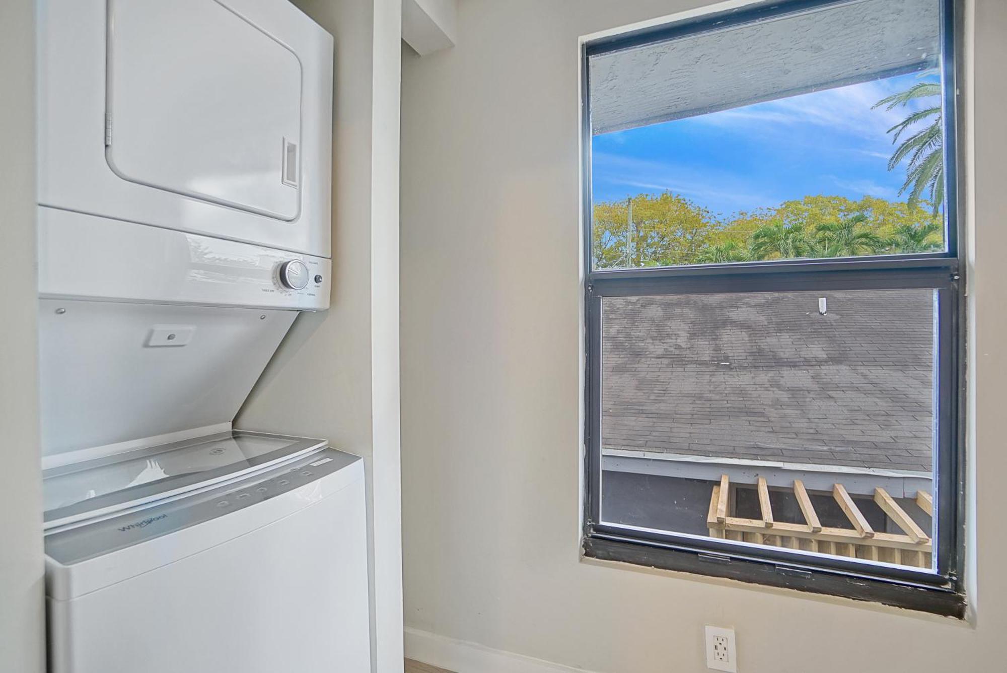 Stylish Miami Suite - Self Check-In Экстерьер фото